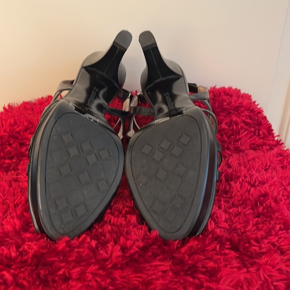Naturalized. Black Leather Heel  Size 9.5 - Picture 5 of 6